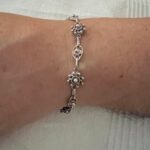 PULSERA BOTONES 3