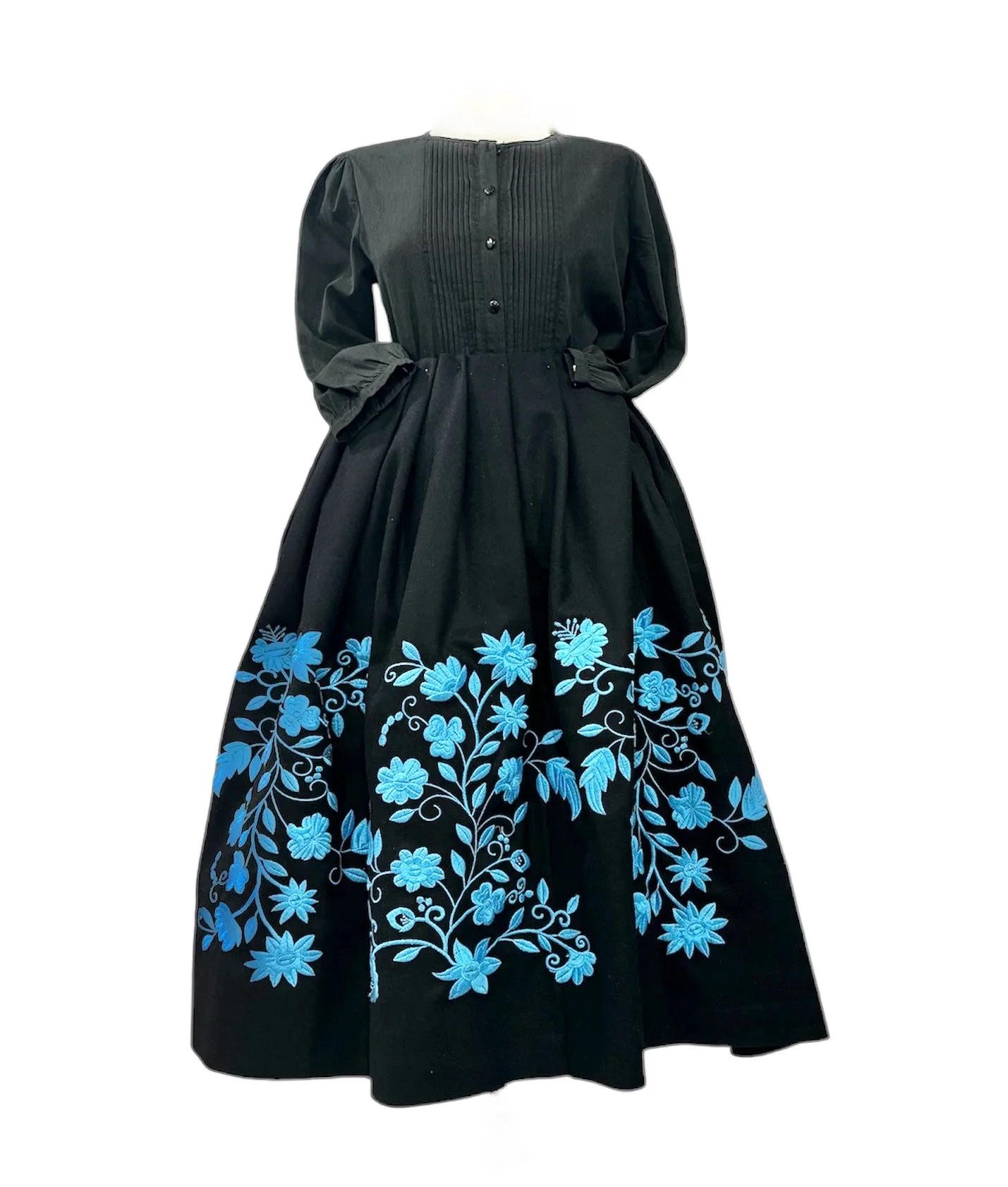 Refajo paño negro béjar bordado azul turquesa