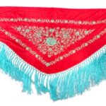 Mantoncillo Coral Bordado y Flecado en Turquesa