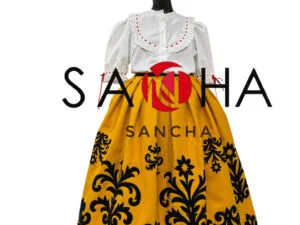 ancha tradicion popular falda picado JARANDA trajes regionales en badajoz refajos picados y bordados
