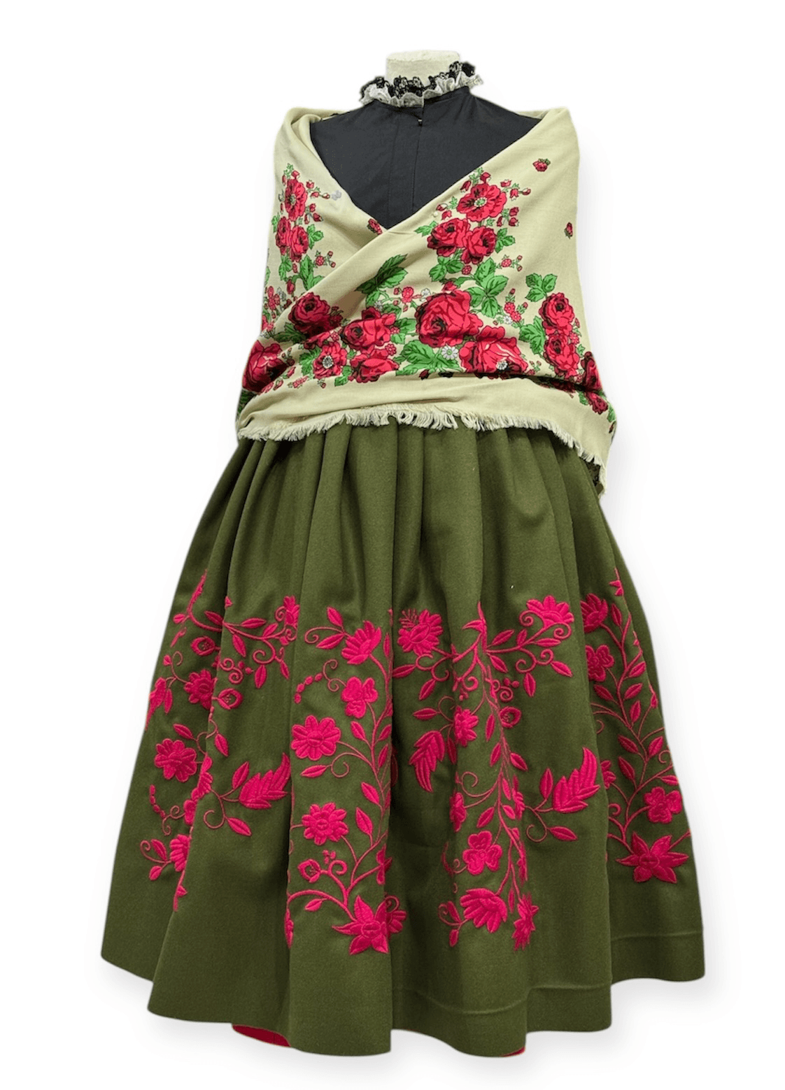 Refajo del Ramo tradicional bordado artesanal en lana