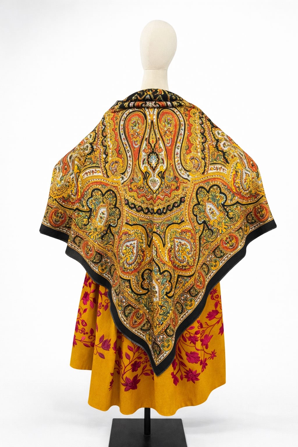 TRAJE REGIONAL COMPLETO